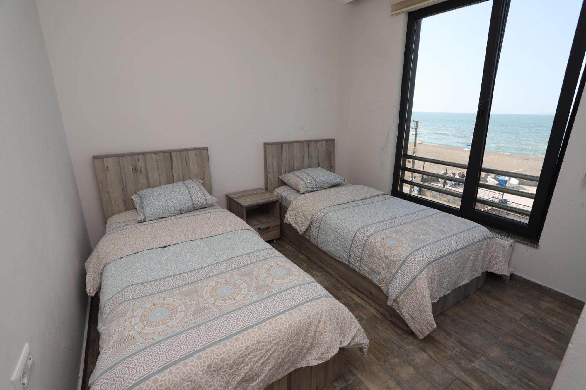 Rueya Pansiyon Apart Otel Yukarı Yukarı Kocaali Exterior photo