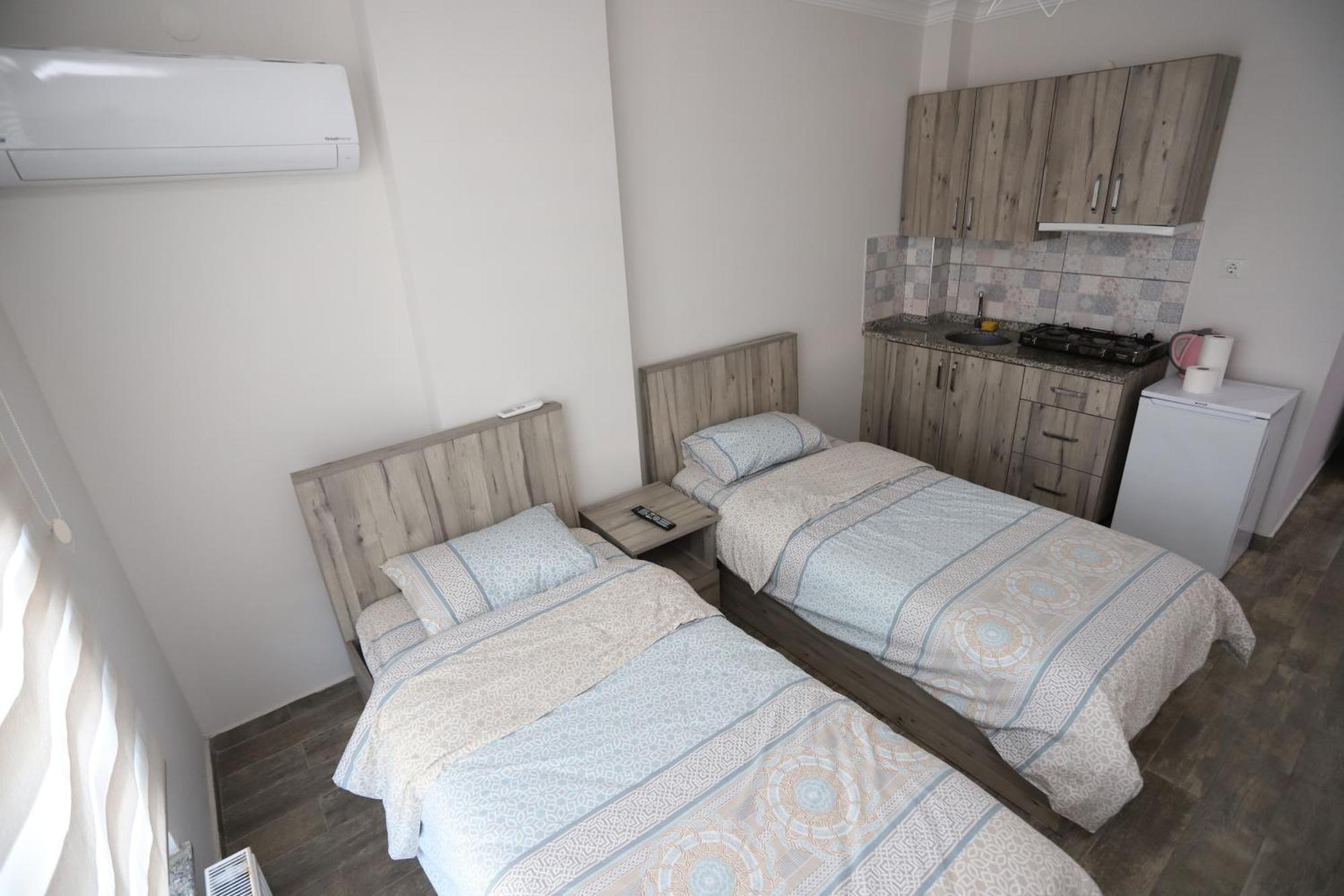 Rueya Pansiyon Apart Otel Yukarı Yukarı Kocaali Exterior photo