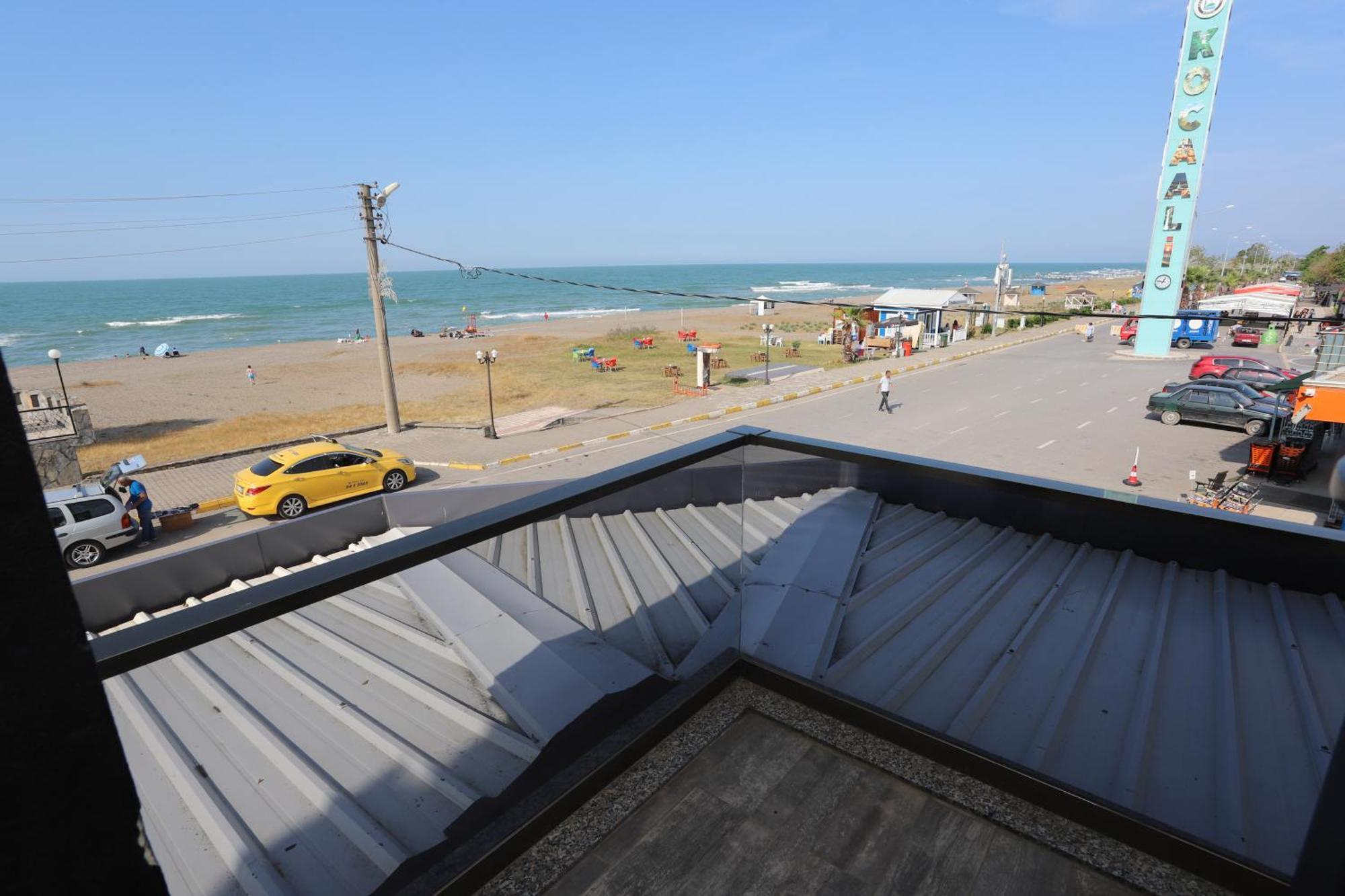 Rueya Pansiyon Apart Otel Yukarı Yukarı Kocaali Exterior photo