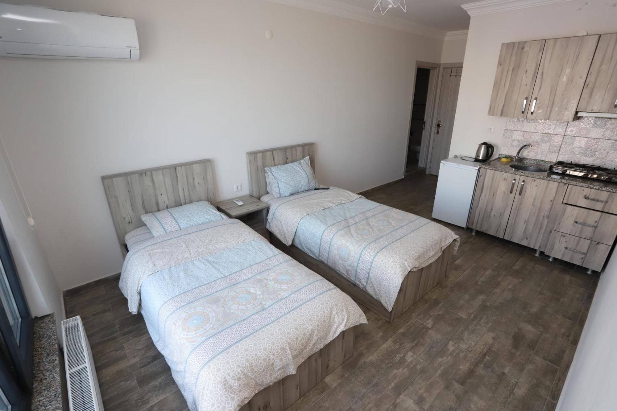 Rueya Pansiyon Apart Otel Yukarı Yukarı Kocaali Exterior photo